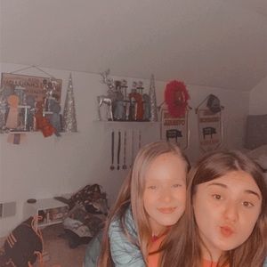 Meet your Posher, Makaila